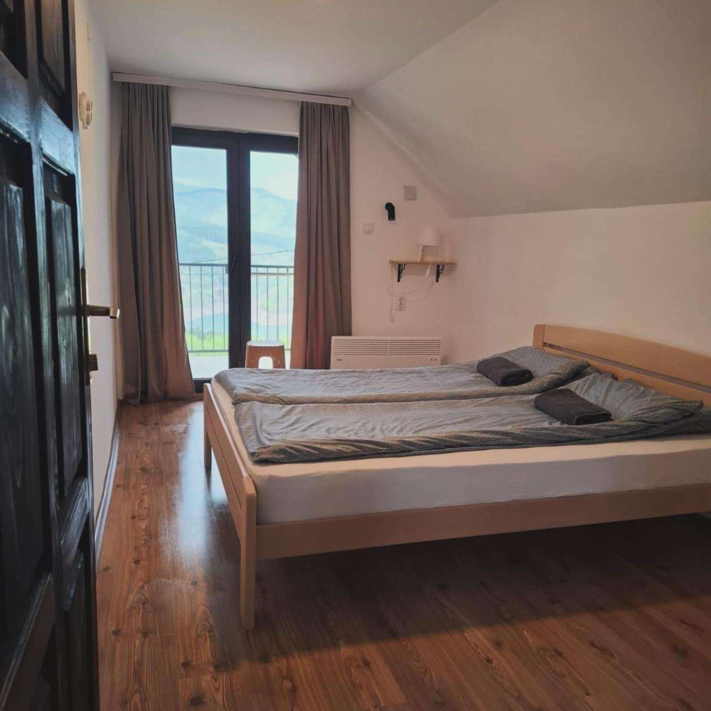 Vila Zapis - Zavojsko Jezero Pirot Esterno foto